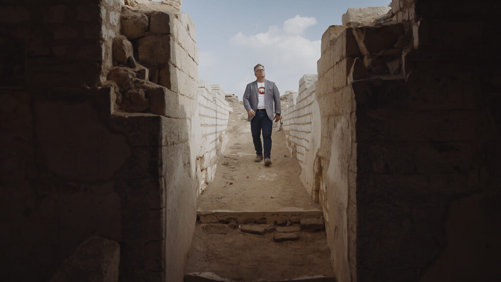 Chris Tomlin and Ben Fielding are exploring the ancient ruins of Oxyrhynchus, Egypt.